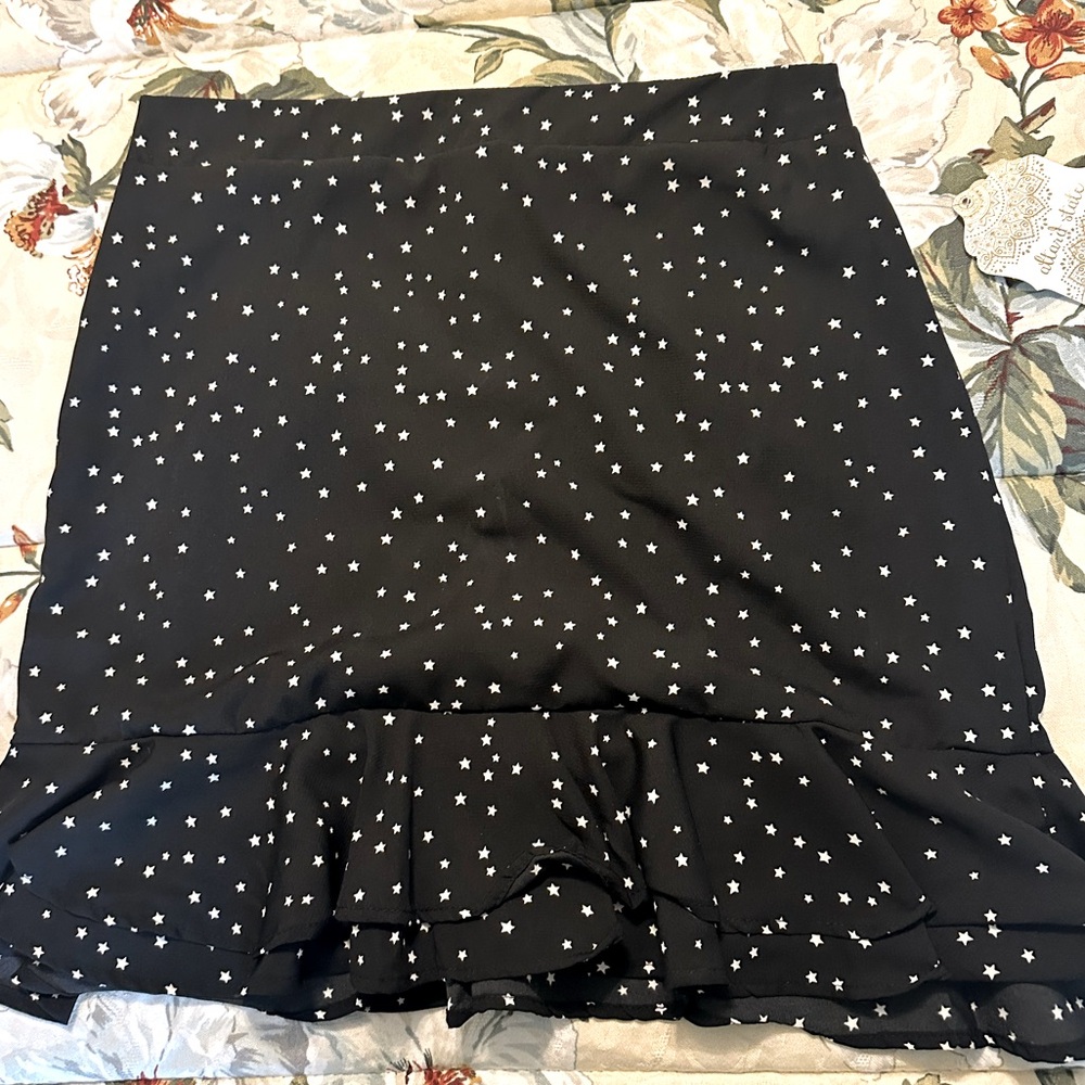 Altard State Black Star Mini Skirt, Size Medium - NWT